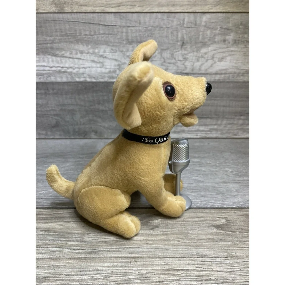 Vintage Taco Bell Talking Chihuahua Plush Dog Singing with Microphone Works